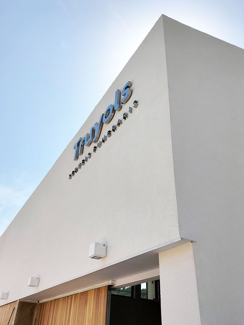 VISLUM r&oacute;tulo corporativo corp&oacute;reo acero inoxidable